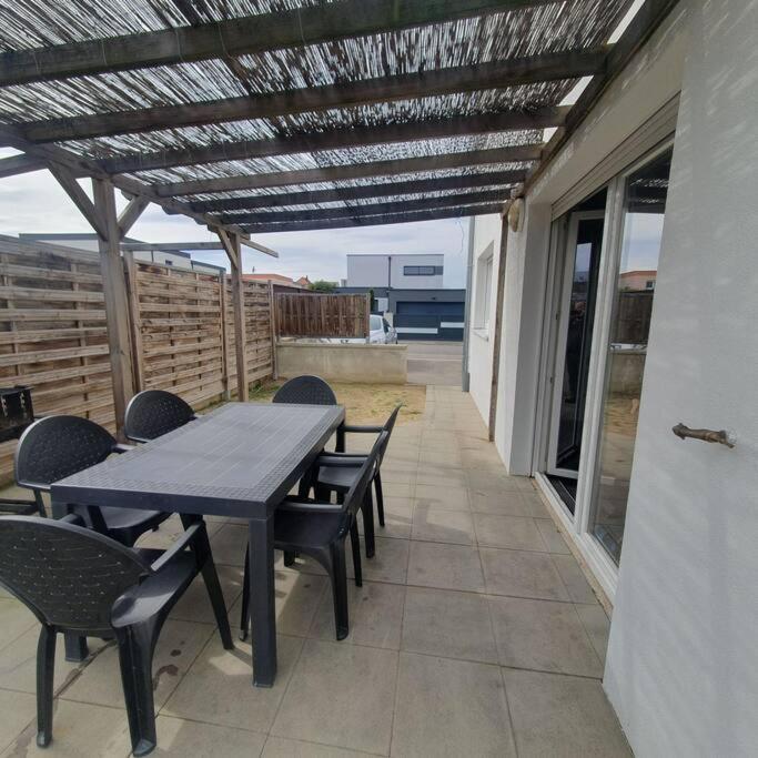 Bel Appartement Rez De Jardin Horbourg Bagian luar foto